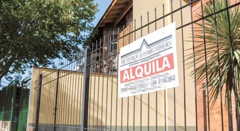 Histórica baja del ICL: cómo impacta en los alquileres y qué esperar del mercado inmobiliario en 2025