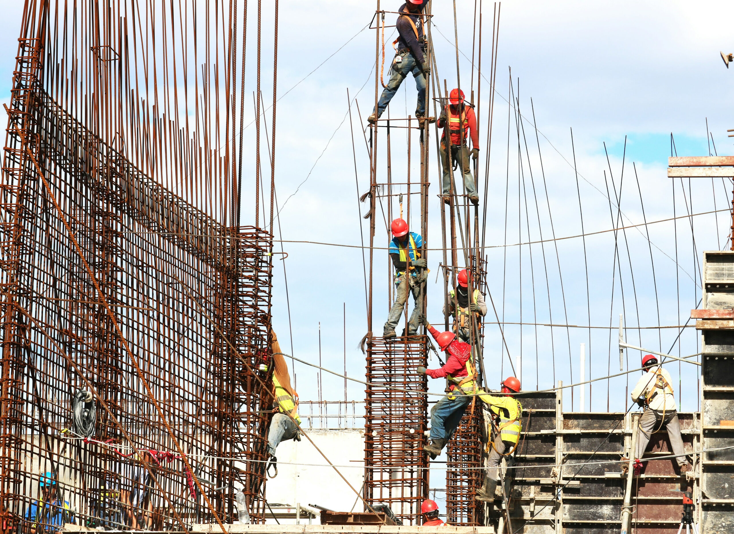 Hipoteca divisible: cómo impacta la nueva herramienta en la compra de viviendas en pozo en Argentina