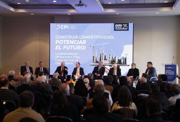 El G6, la CGT y la UOCRA coincidieron en que sin infraestructura no hay desarrollo